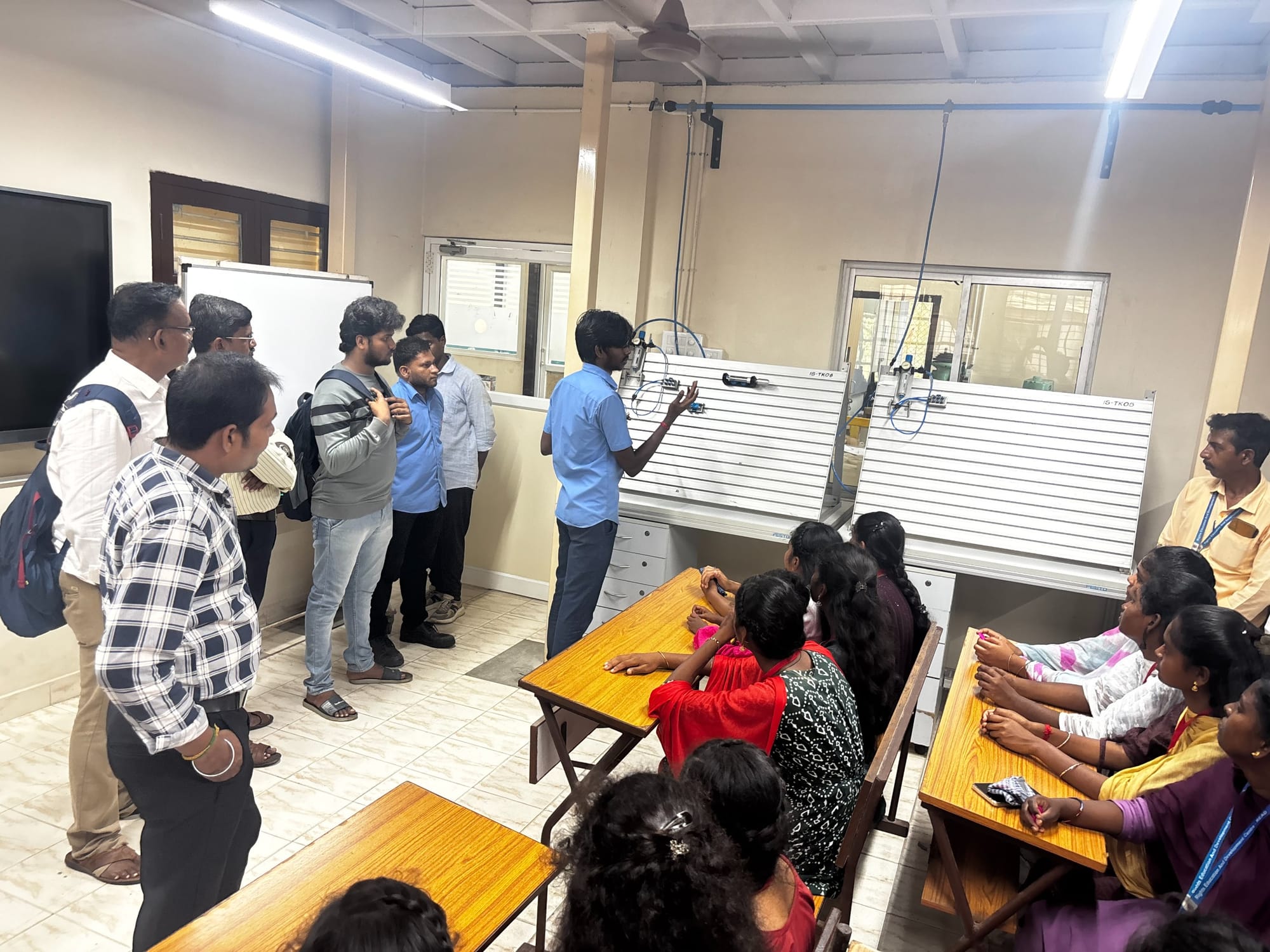 READ NGO brings tribal students to Chennai for education exposure